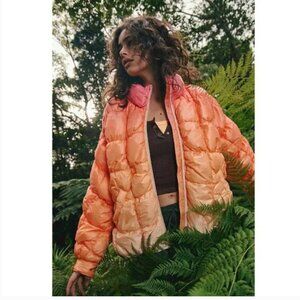 NWOT Free People Scrunchy Glossy Pippa Packable Puffer Jacket Pink Ombre Large